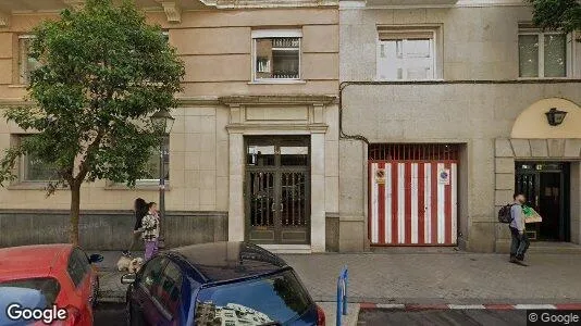 Coworking spaces zur Miete i Madrid Retiro – Foto von Google Street View