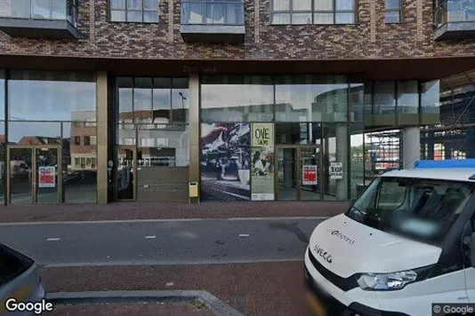 Bedrijfsruimtes te huur i Alphen aan den Rijn - Foto uit Google Street View