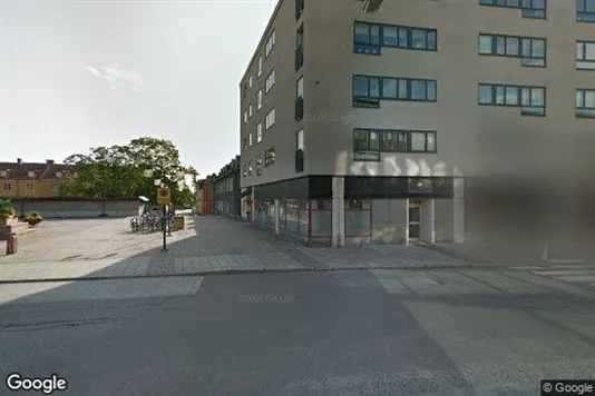 Clinics Do wynajęcia i Örebro - Zdjęcie z Google Street View