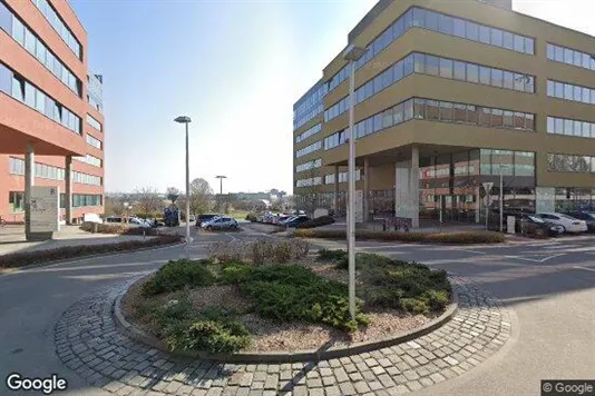 Kantorruimte te huur i Location is not specified - Foto uit Google Street View