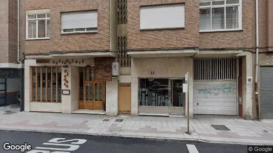 Büros zur Miete i León – Foto von Google Street View