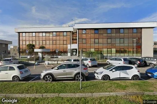 Office spaces for rent i Bellusco - Photo from Google Street View