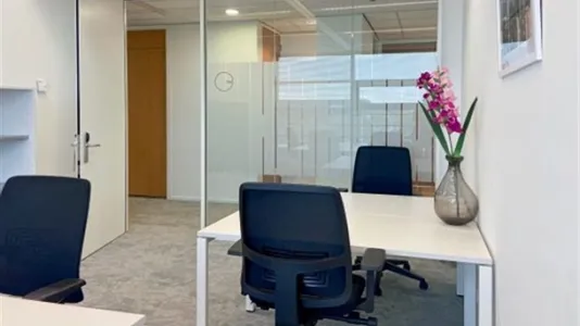 Office spaces for rent in Amersfoort - photo 3