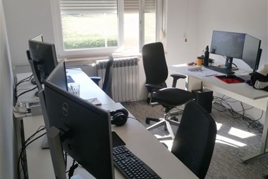 Offices for rent in Osijek - photo 1
