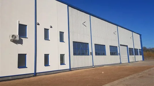 Warehouses for rent in Kłodzki - photo 2