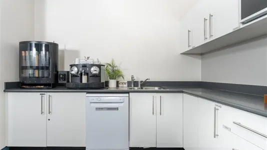 Office spaces for rent in Unterföhring - photo 5