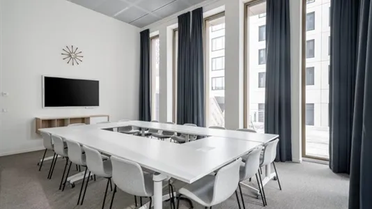 Office spaces for rent in Dusseldorf - photo 4
