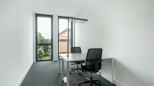 Office spaces for rent in Dusseldorf - photo 2