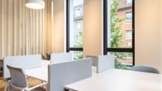 Office spaces for rent in Lille - photo 2