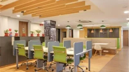 Office space for rent in Clermont-Ferrand, Auvergne-Rhône-Alpes