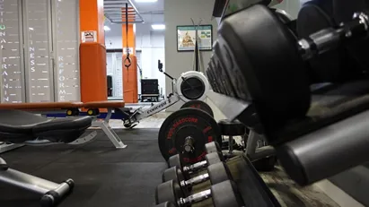 Fully Equipped Gym – IMPULSE FITNESS – For Rent in Central Strovolos