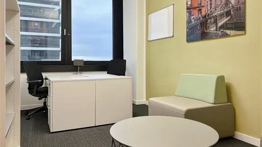 Office spaces for rent in Hamburg Nord - photo 2