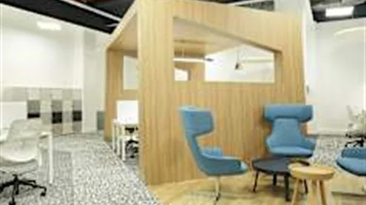 Office spaces for rent in Paris 8ème arrondissement - photo 2