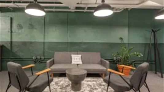 Office spaces for rent in Antony - photo 1