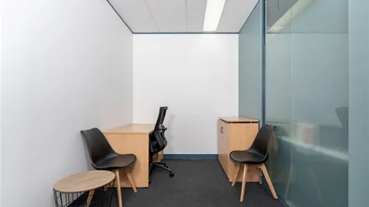 Office spaces for rent in Berlin Friedrichshain-Kreuzberg - photo 1