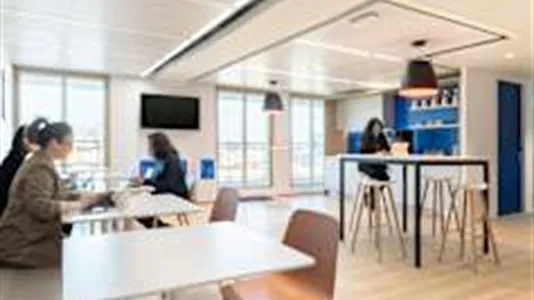 Office spaces for rent in Paris 13ème arrondissement - Place d'Italie - photo 2
