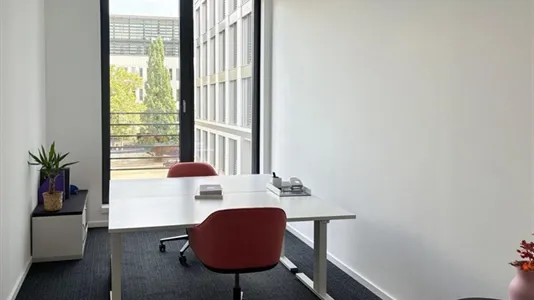 Office spaces for rent in Hamburg Nord - photo 2