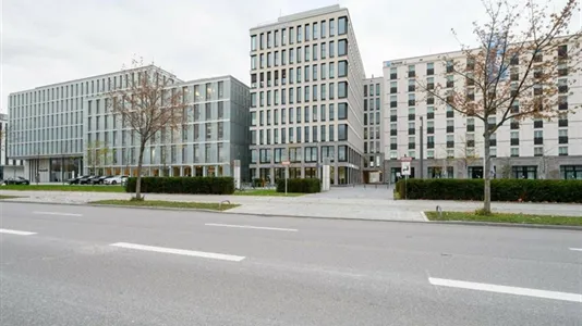 Office spaces for rent in Munich Milbertshofen-Am Hart - photo 1
