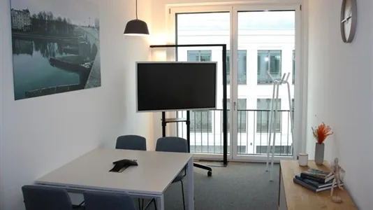 Office spaces for rent in Regensburg - photo 2