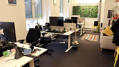 DevHub - offices and desks for game developers
