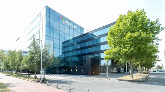 Office spaces for rent in Haarlemmermeer - photo 1