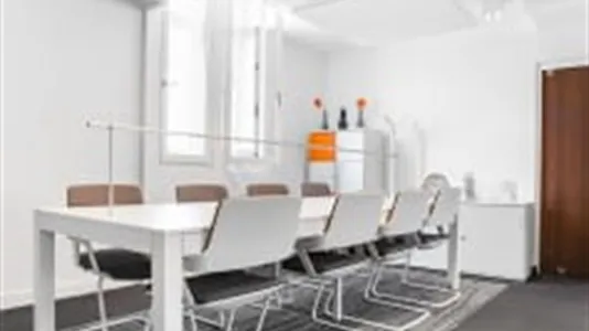 Office spaces for rent in Bordeaux - photo 2