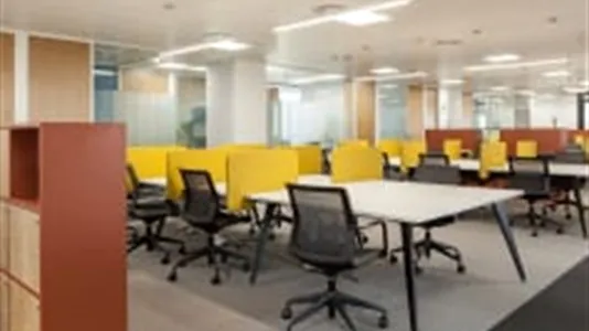 Office spaces for rent in Montpellier - photo 2