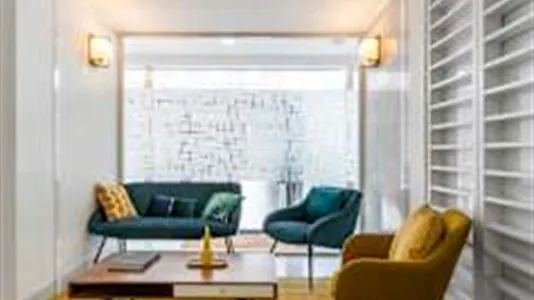Office spaces for rent in Nanterre - photo 2