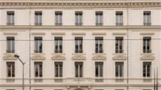 Office spaces for rent in Lyon - photo 2