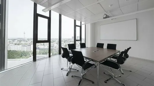 Office spaces for rent in Frankfurt Innenstadt II - photo 2