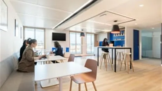 Office spaces for rent in Paris 13ème arrondissement - Place d'Italie - photo 3