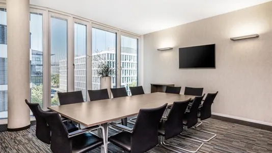 Office spaces for rent in Dusseldorf - photo 4