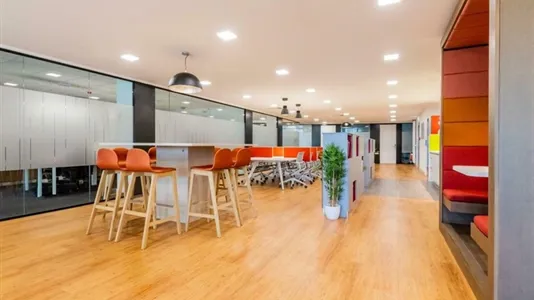 Office spaces for rent in Augsburg - photo 9