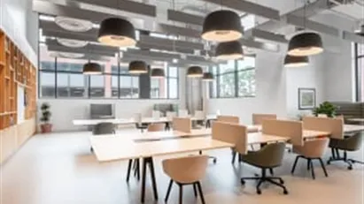 Office space for rent in Tours, Centre-Val de Loire