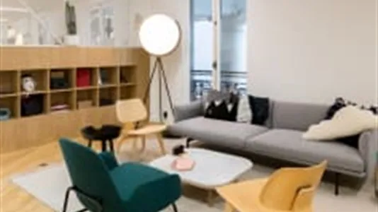Office spaces for rent in Paris 1er arrondissement - photo 2