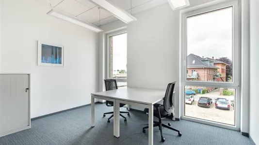 Office spaces for rent in Oldenburg - photo 1