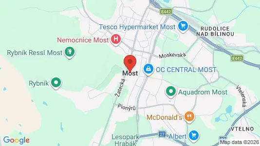 Varastot Vuokrattavana i Most - Kuva Google Street Viewstä