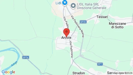 Shops for sale i Arcole - Photo from Google Street View